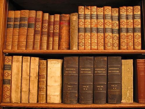 books_old_shelf